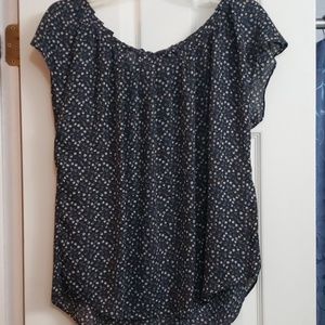 NWT Lauren Conrad pleat neck blouse large